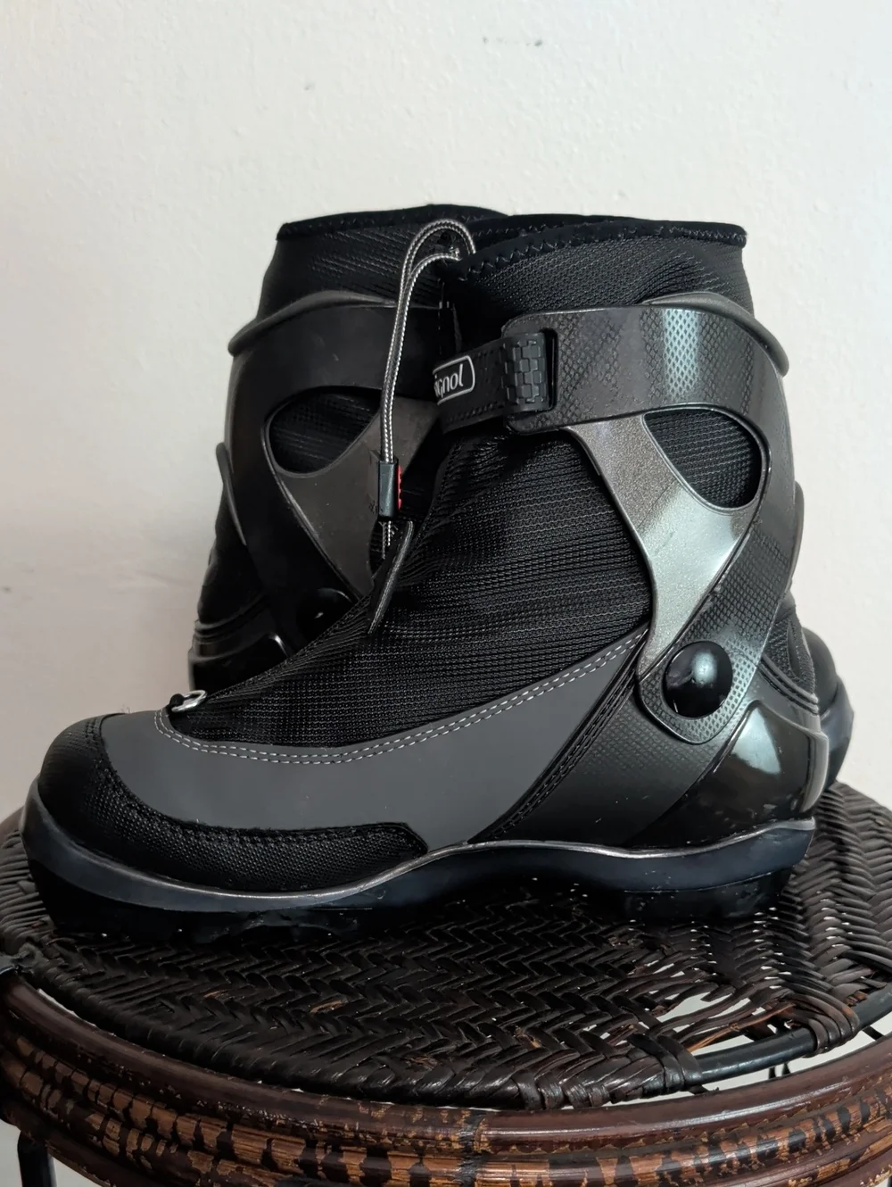 Rossignol BC7 Cross Country Ski Boots Women's Euro Sz 39